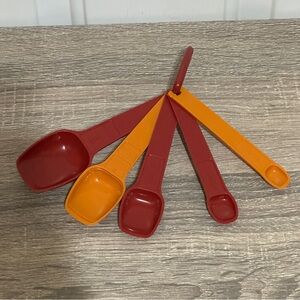 Vintage Tupperware Orange / Red Measuring Spoons Set Of 5